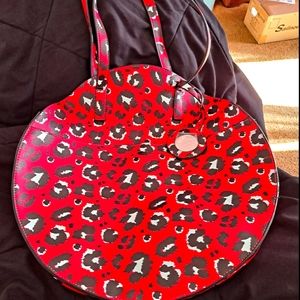 Round animal print pocketbook